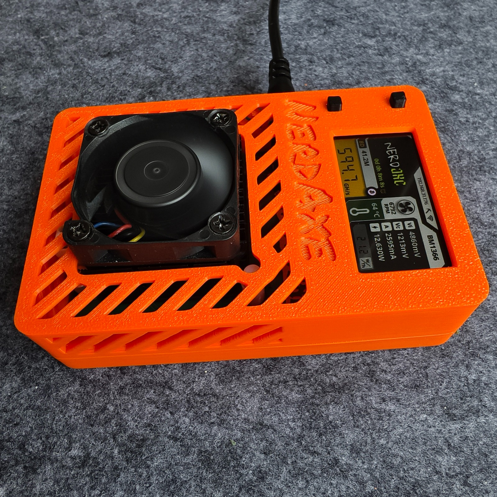 NerdAxe Ultra 550 GH/s - Bitcoin ASIC Microminer - MinandoVoy